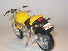 Indlæs billede til gallerivisning Ducati Monster 900. Maisto 1:18
