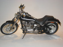 Indlæs billede til gallerivisning Harley Davidson. Series SIX 2003. Ertl 1:10
