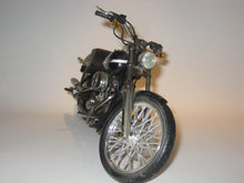 Indlæs billede til gallerivisning Harley Davidson. Series SIX 2003. Ertl 1:10
