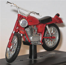 Indlæs billede til gallerivisning Moro Guzzi 125.Stornello Lagorato 125. Hachette 1:24
