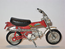 Indlæs billede til gallerivisning Honda DAX/Honda Trail 70.1969.  Zee-Toy Ridge Rider. 1:24
