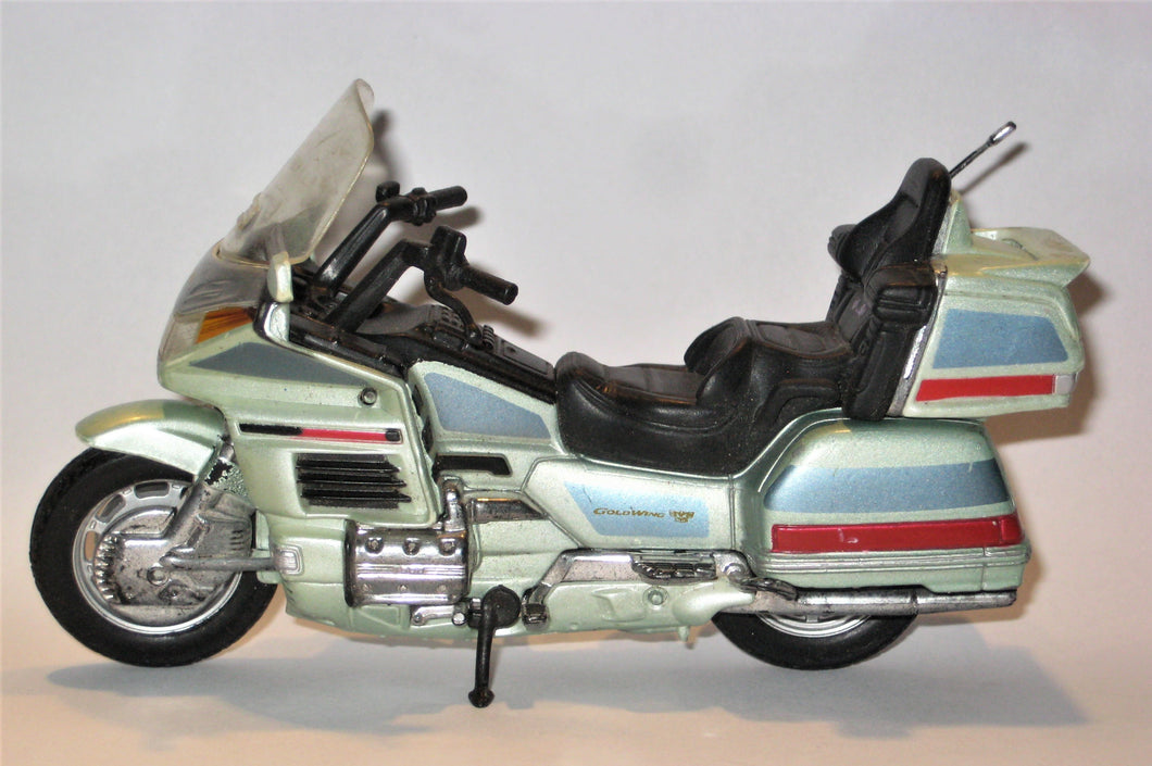 Honda Goldwing. Maisto 1:18