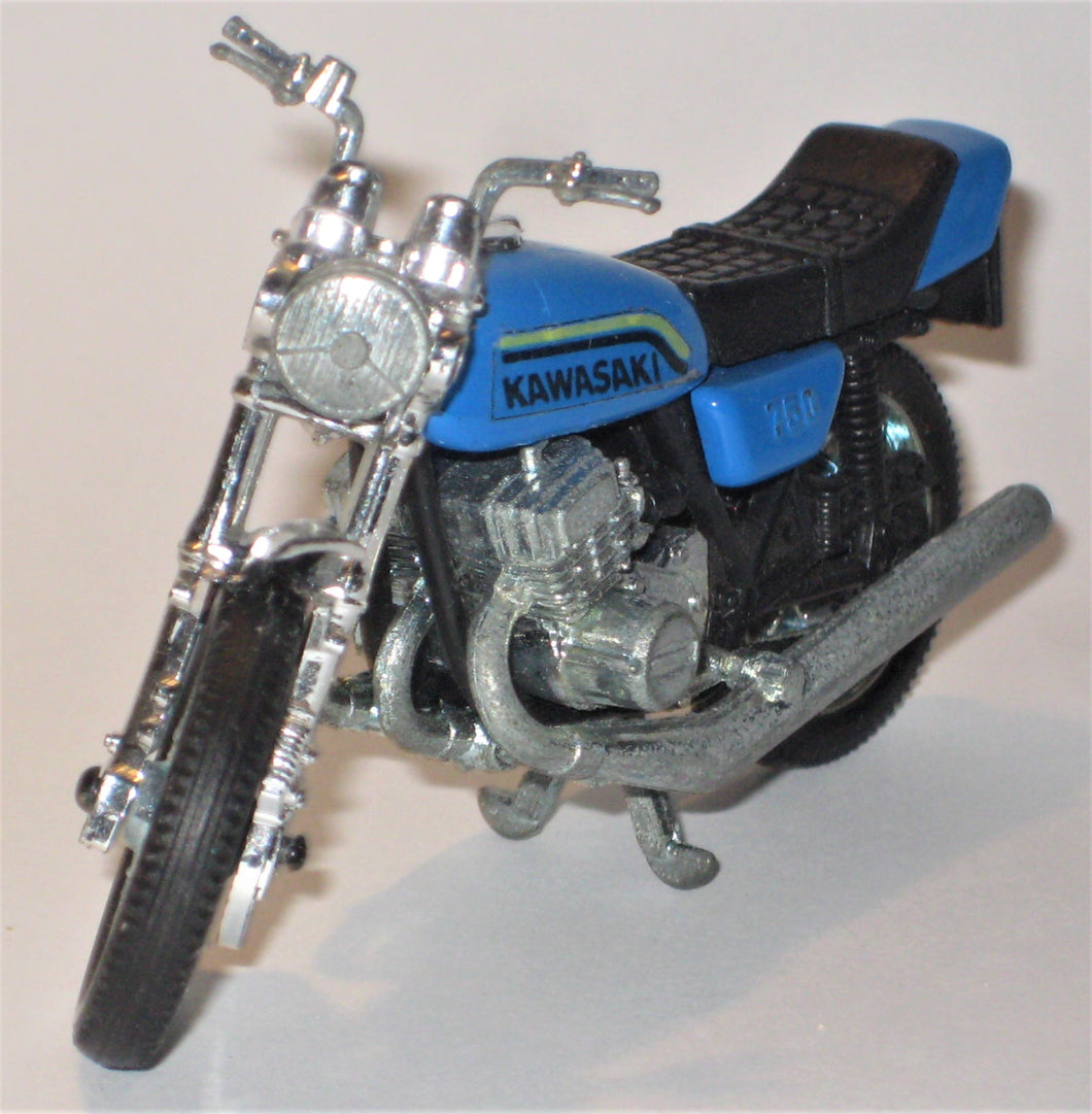 Kawasaki 750. 1:24 VINTAGE BESKADIGET