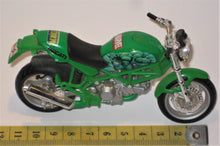 Indlæs billede til gallerivisning Ducati 900 M5. The Hulk. Maisto 1:18 DEFEKT
