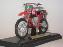 Indlæs billede til gallerivisning Honda CR250R. Welly 1:18
