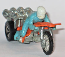 Indlæs billede til gallerivisning Screamin&#39; Candle Dragracer. Hotwheels
