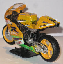 Indlæs billede til gallerivisning Suzuki R GSL. 1:18
